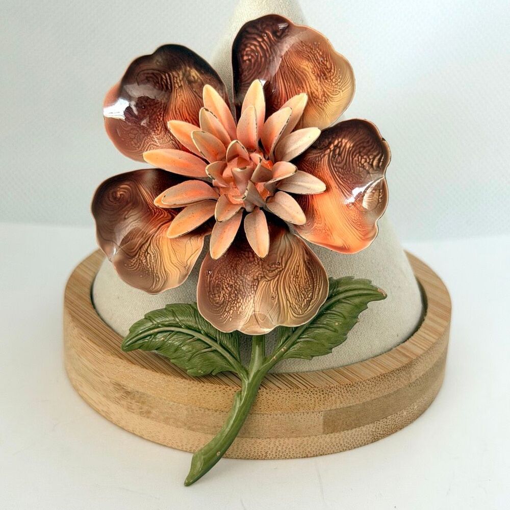 Vintage Enamel Dimensional Flower Brooch Brown Peach Green